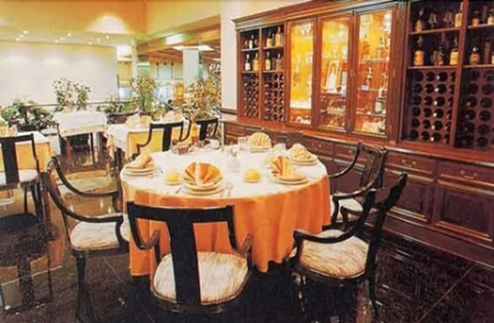 Hotel Begoña Gijón Buitenkant foto