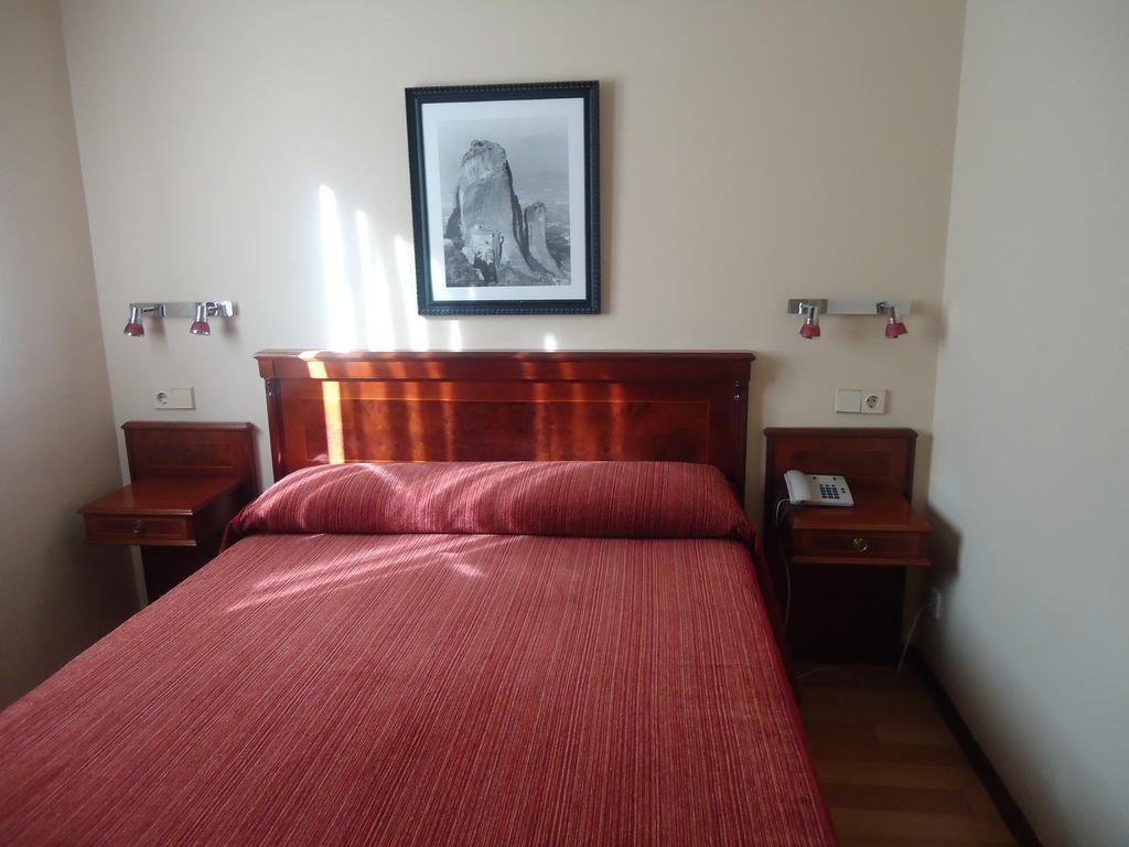 Hotel Begoña Gijón Buitenkant foto