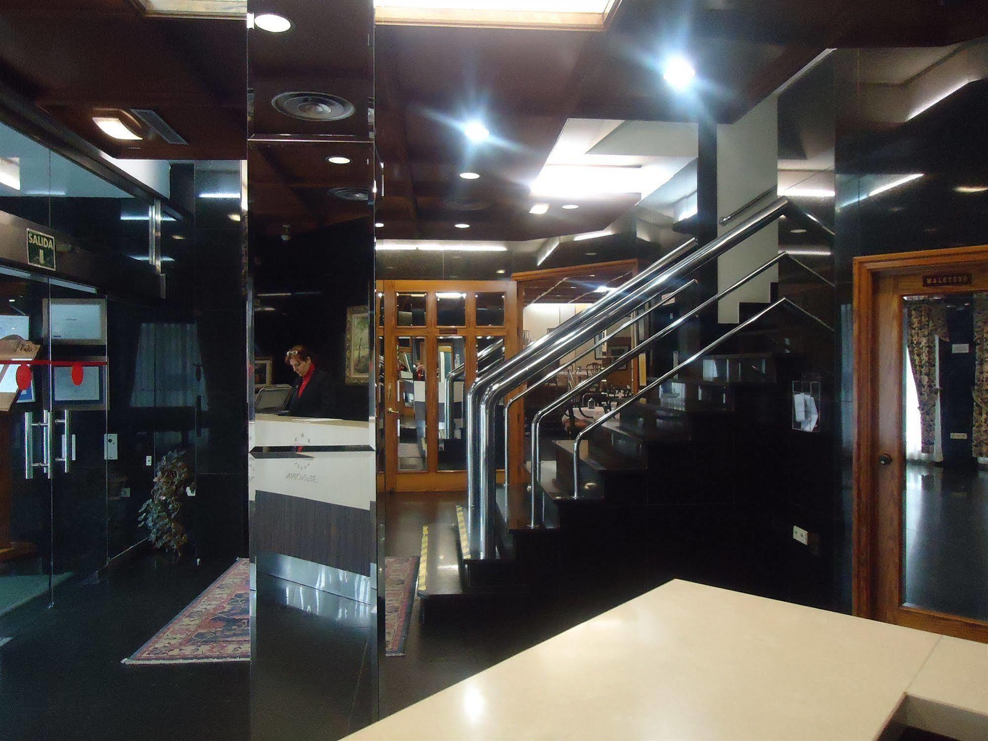 Hotel Begoña Gijón Buitenkant foto